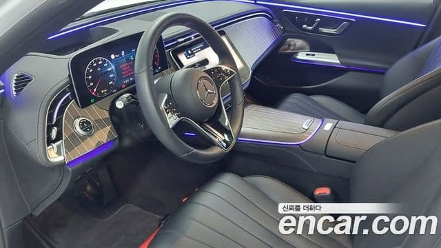 Mercedes-Benz E-класс W214 Exclusive, 2025 14
