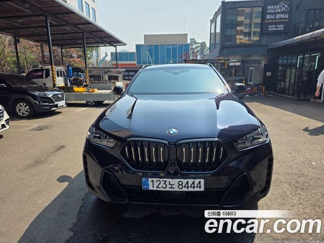 BMW X6 (G06) xDrive40i M Sport, 2025 1