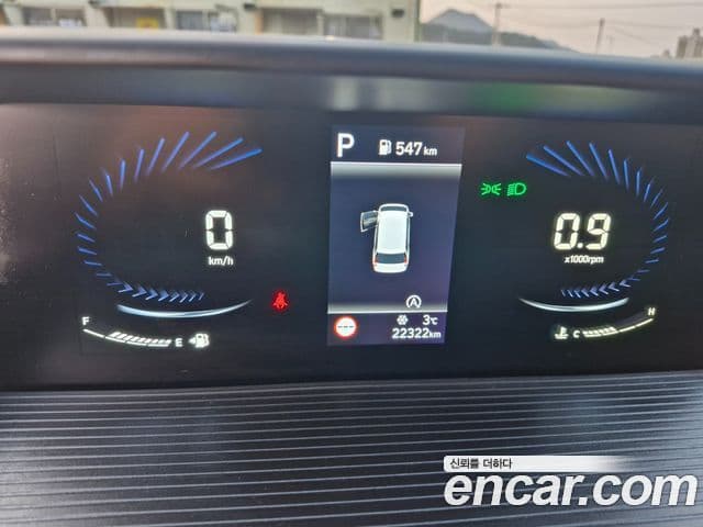 Hyundai Staria Modern, 2023 8