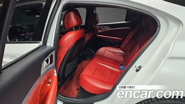 Genesis The / новый New G70, 2023 11