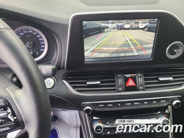 Hyundai Grandeur IG Premium, 2017 16