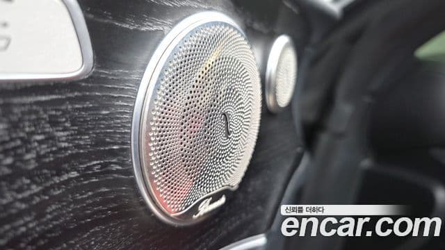 Mercedes-Benz E-класс W213 E220d кабриолет, 2020 18