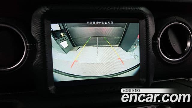 Jeep Wrangler (JL) 2.0 Overland 4도어, 2019 16