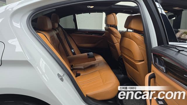 BMW 5시리즈 (G30) 520i M Sport, 2022 12