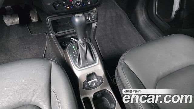 Jeep Renegade 1.3 Limited, 2022 9