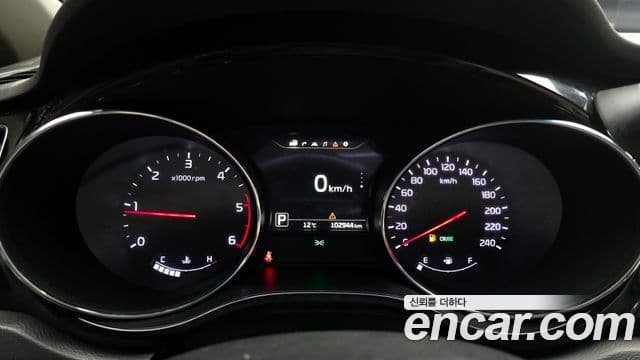 Kia All New Carnival Noblesse, 2016 8