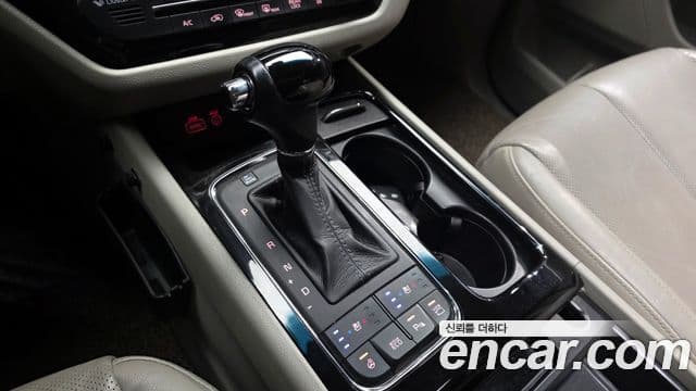 Kia All New Carnival Noblesse, 2016 9