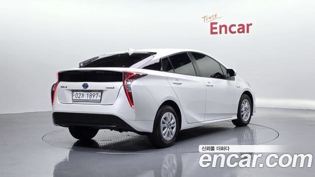 Toyota 프리우스 4세대 1.8 E, 2018 2
