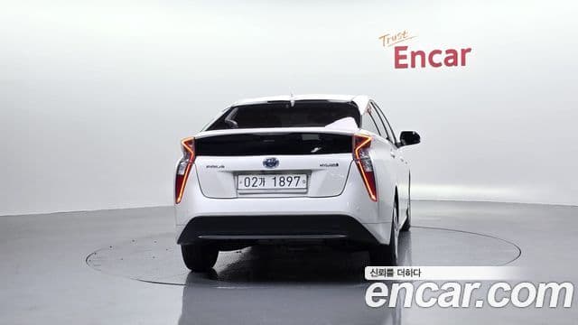 Toyota 프리우스 4세대 1.8 E, 2018 4