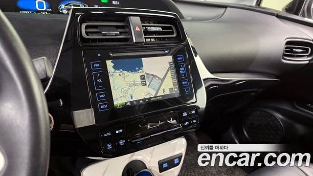 Toyota 프리우스 4세대 1.8 E, 2018 14