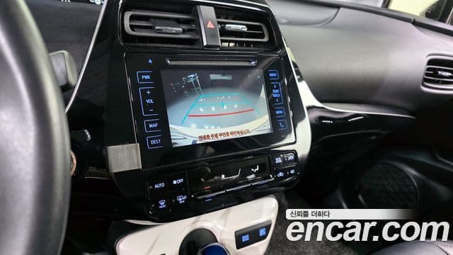 Toyota 프리우스 4세대 1.8 E, 2018 16