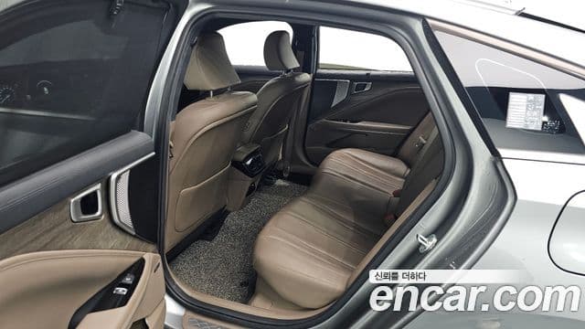 Kia K8 гибрид Noblesse, 2022 12