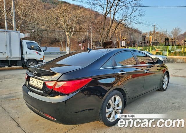 Hyundai YF Sonata Y20 World Cup Special Edition, 2010 4