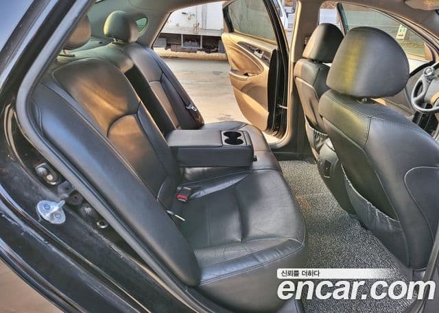 Hyundai YF Sonata Y20 World Cup Special Edition, 2010 7