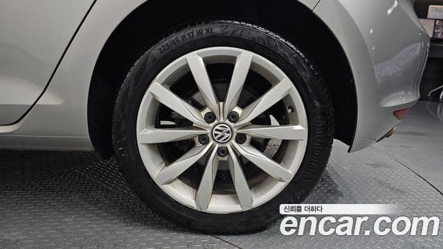 Volkswagen Гольф 7세대 1.4 TSI, 2014 все фото