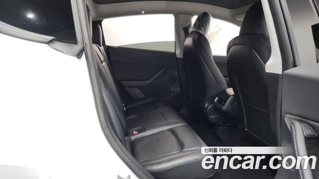 Tesla модель Y Long Range AWD, 2021 12