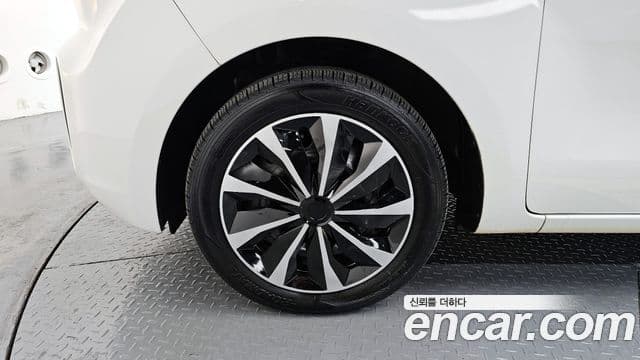 Kia The / новый New Ray Prestige Special, 2022 все фото