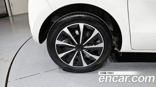 Kia The / новый New Ray Standard, 2022 все фото