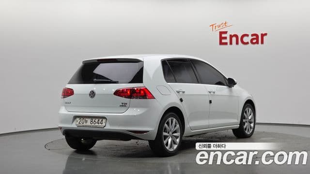 Volkswagen Гольф 7세대, 2015 2