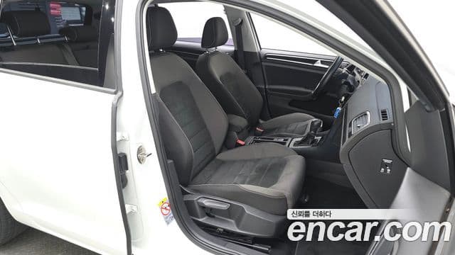 Volkswagen Гольф 7세대, 2015 13