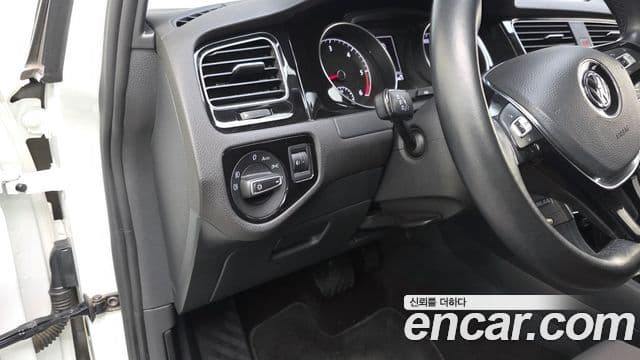 Volkswagen Гольф 7세대, 2015 14