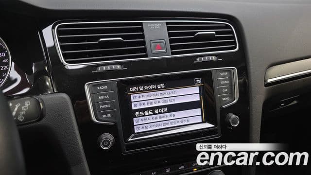 Volkswagen Гольф 7세대, 2015 16