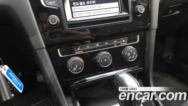 Volkswagen Гольф 7세대, 2015 18