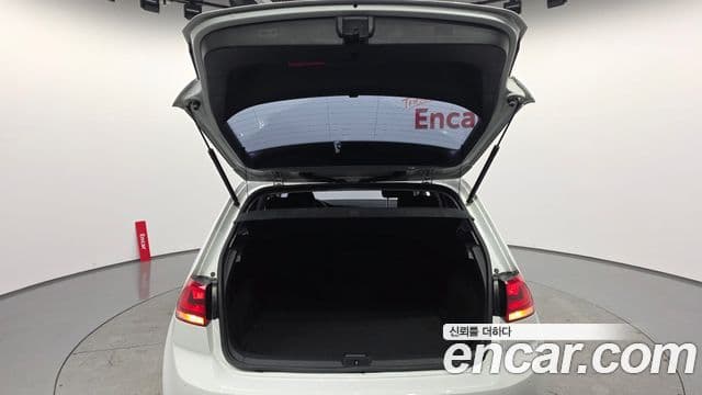 Volkswagen Гольф 7세대, 2015 21