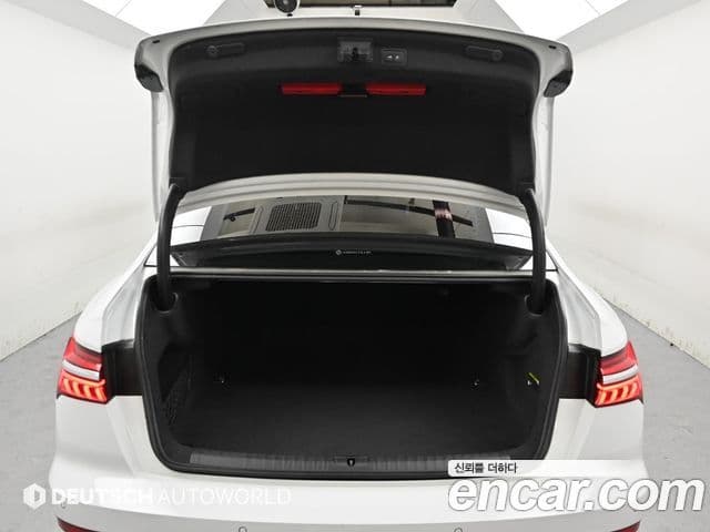 Audi A6 (C8), 2020 19