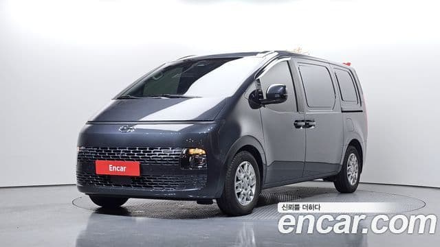 Hyundai Staria Modern, 2022 1
