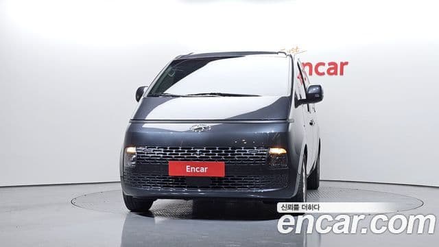 Hyundai Staria Modern, 2022 3
