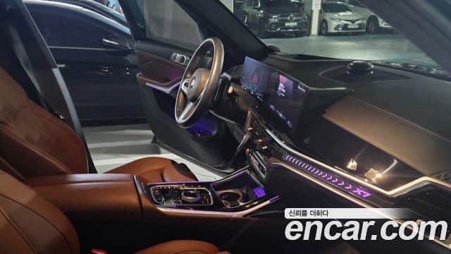 BMW X7 (G07) xDrive 40d M Sport 6인승, 2024 10