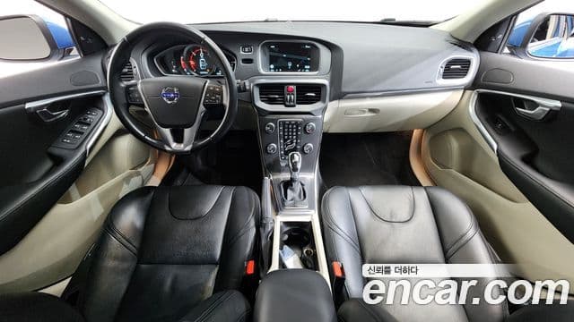 Volvo V40 2세대, 2016 7