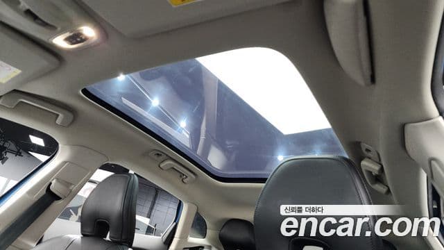 Volvo V40 2세대, 2016 19