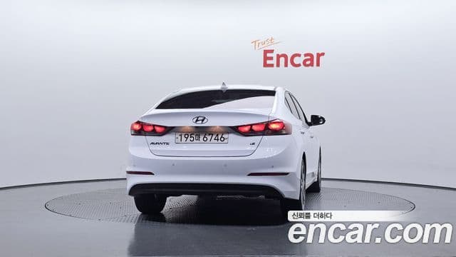 Hyundai Avante AD 1.6 GDI Value Plus, 2018 4