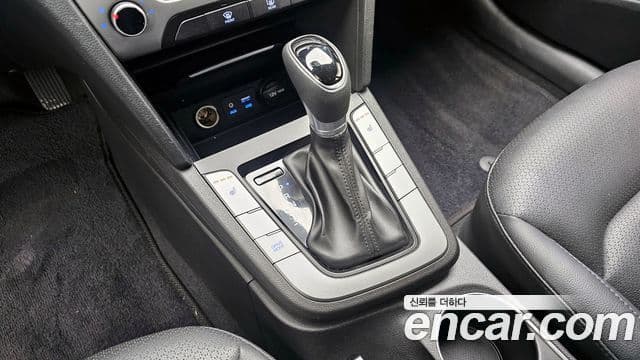 Hyundai Avante AD 1.6 GDI Value Plus, 2018 9