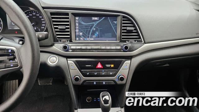 Hyundai Avante AD 1.6 GDI Value Plus, 2018 15