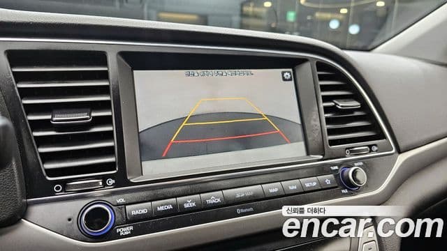 Hyundai Avante AD 1.6 GDI Value Plus, 2018 16