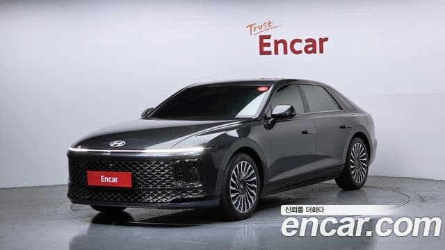 Hyundai Grandeur гибрид (GN7) Calligraphy, 2025 1