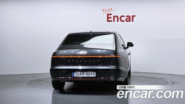 Hyundai Grandeur гибрид (GN7) Calligraphy, 2025 4