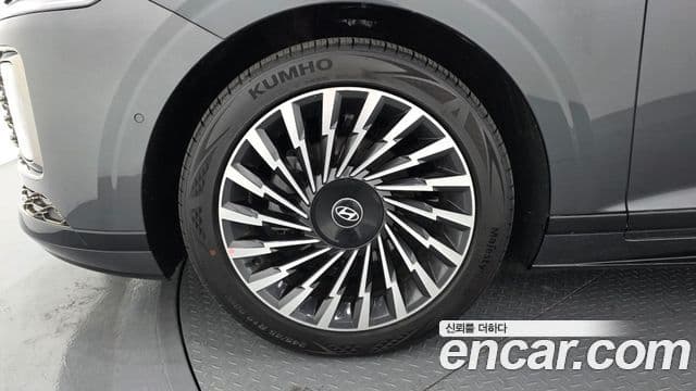 Hyundai Grandeur гибрид (GN7) Calligraphy, 2025 все фото