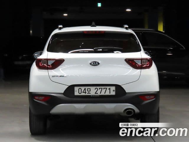 Kia Stonic Trendy, 2019 3