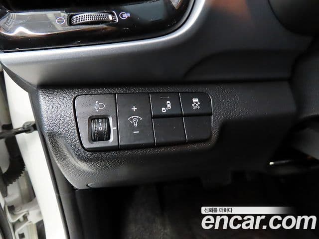 Kia Stonic Trendy, 2019 15