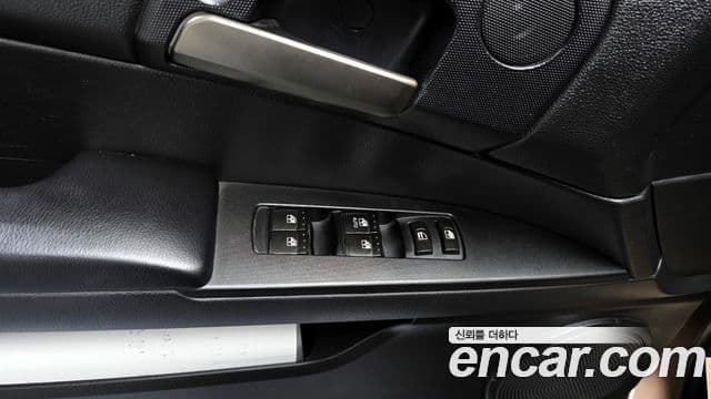 KG모빌리티(SsangYong) Korando Sport Club, 2016 17