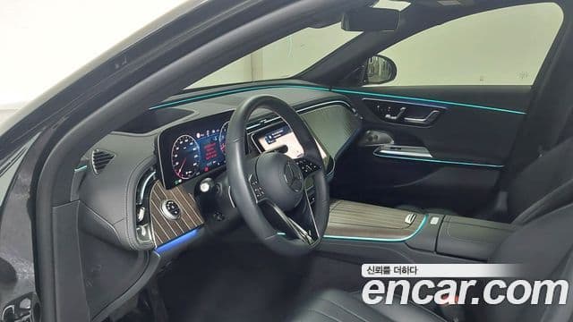 Mercedes-Benz E-класс W214 Exclusive, 2025 9