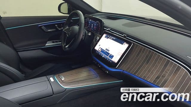 Mercedes-Benz E-класс W214 Exclusive, 2025 13