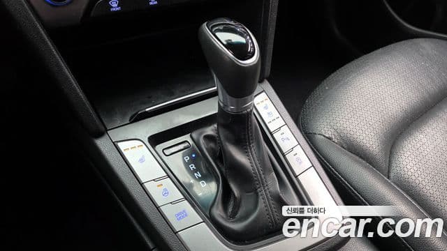 Hyundai Avante AD 1.6 GDI Smart, 2017 9