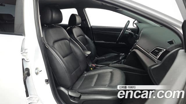 Hyundai Avante AD 1.6 GDI Smart, 2017 11