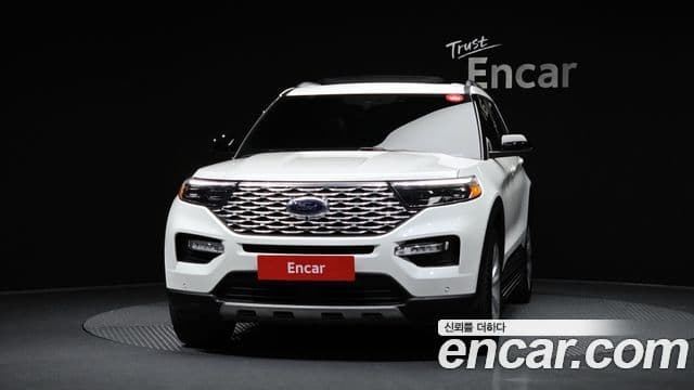 Ford Explorer 6세대 3.0 Platinum 4WD, 2022 3