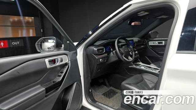 Ford Explorer 6세대 3.0 Platinum 4WD, 2022 10